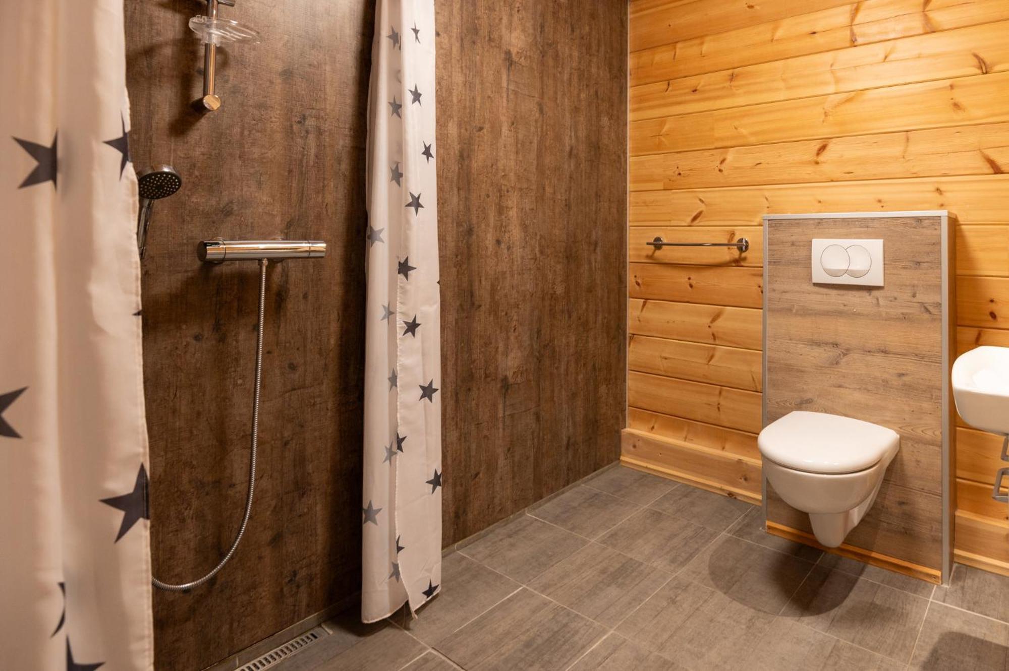 Gladheimar Guesthouse Blonduos Exteriör bild