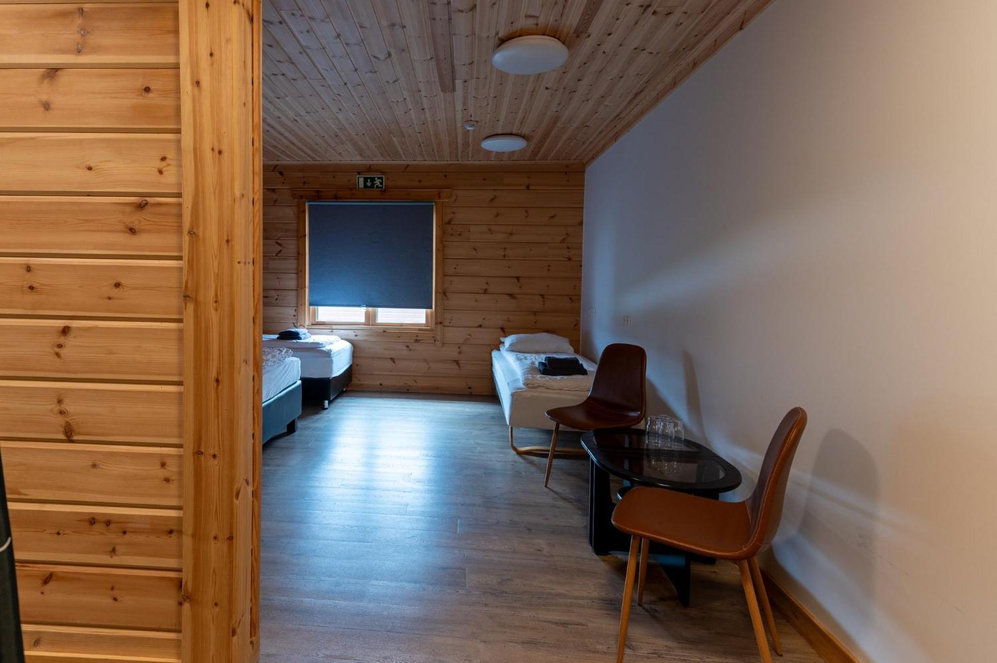Gladheimar Guesthouse Blonduos Exteriör bild