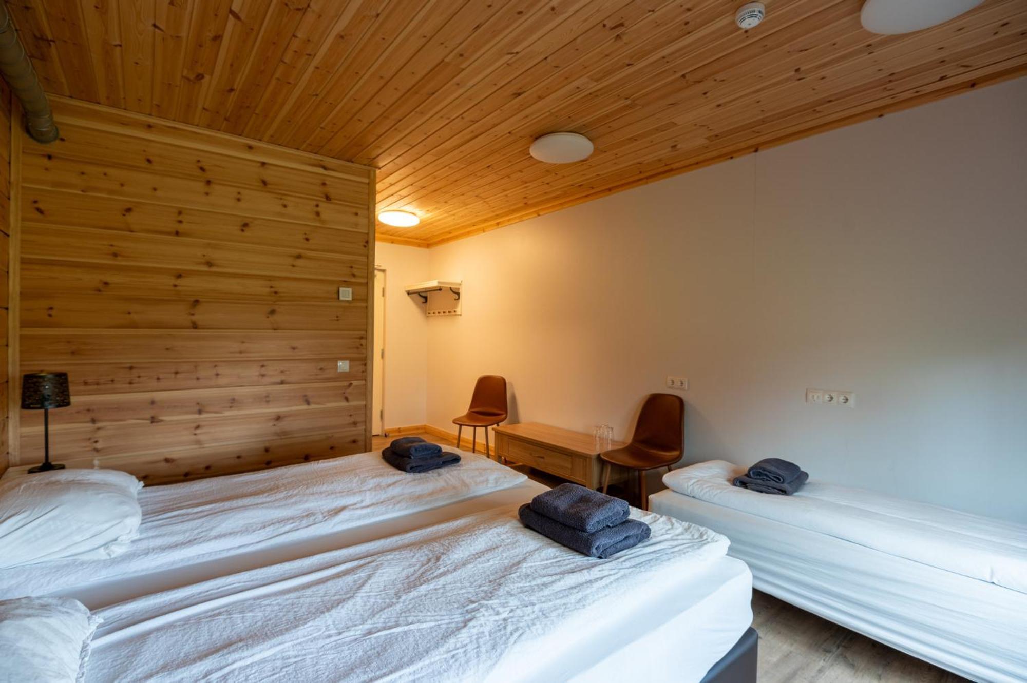 Gladheimar Guesthouse Blonduos Exteriör bild