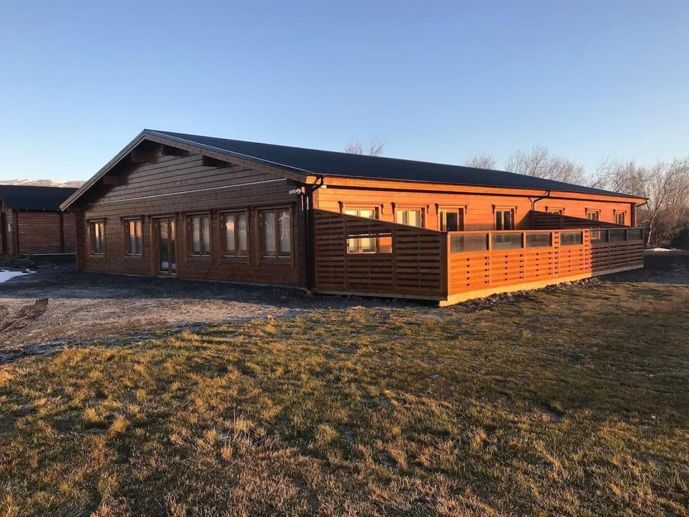 Gladheimar Guesthouse Blonduos Exteriör bild
